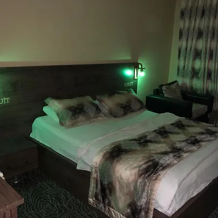 Oezkan Aparthotel