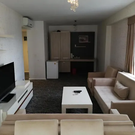Oezkan Aparthotel