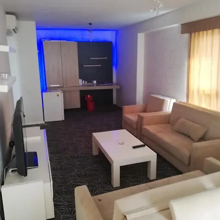 Oezkan Aparthotel *